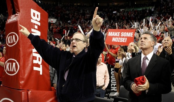 前开拓者老板保罗-阿伦