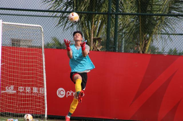 开云app-顾超因手指骨折返杭手术 将铁定缺席中超第一阶段