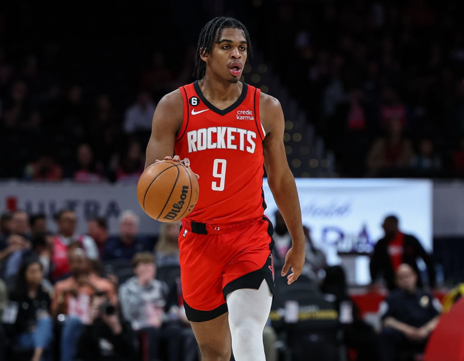 又一笔重磅引援达成！NBA首轮秀加盟深圳男篮，G联盟曾单场砍49分